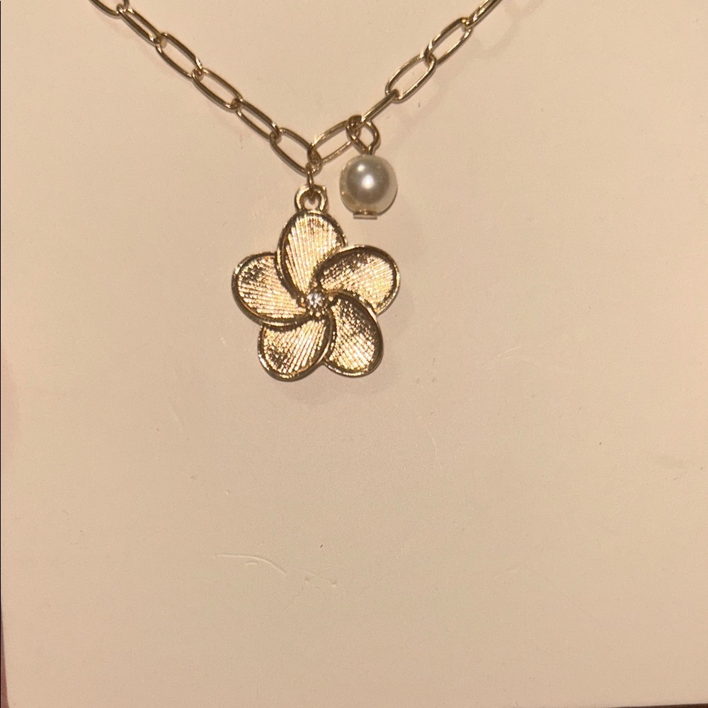 Gold Floral Pendant Necklace with Pearl Accent